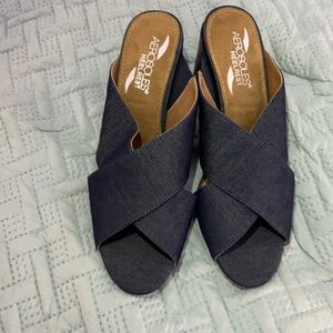 Aerosoles Heel Rest Blue Jean open toed heeled sandals